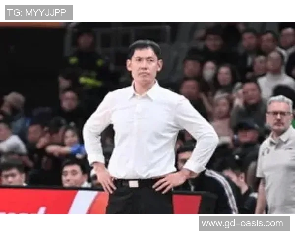 张庆鹏:从篮球场上的传奇到生活中的奋斗者,探寻他的成长与坚持之路